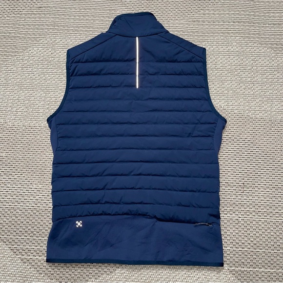 Lululemon Down For It All Vest Sz S In True Navy - Picture 10 of 11